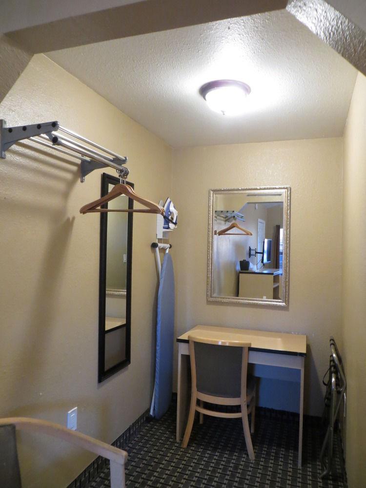 Napa Discovery Inn Luaran gambar