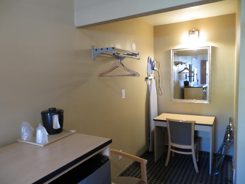Napa Discovery Inn Luaran gambar