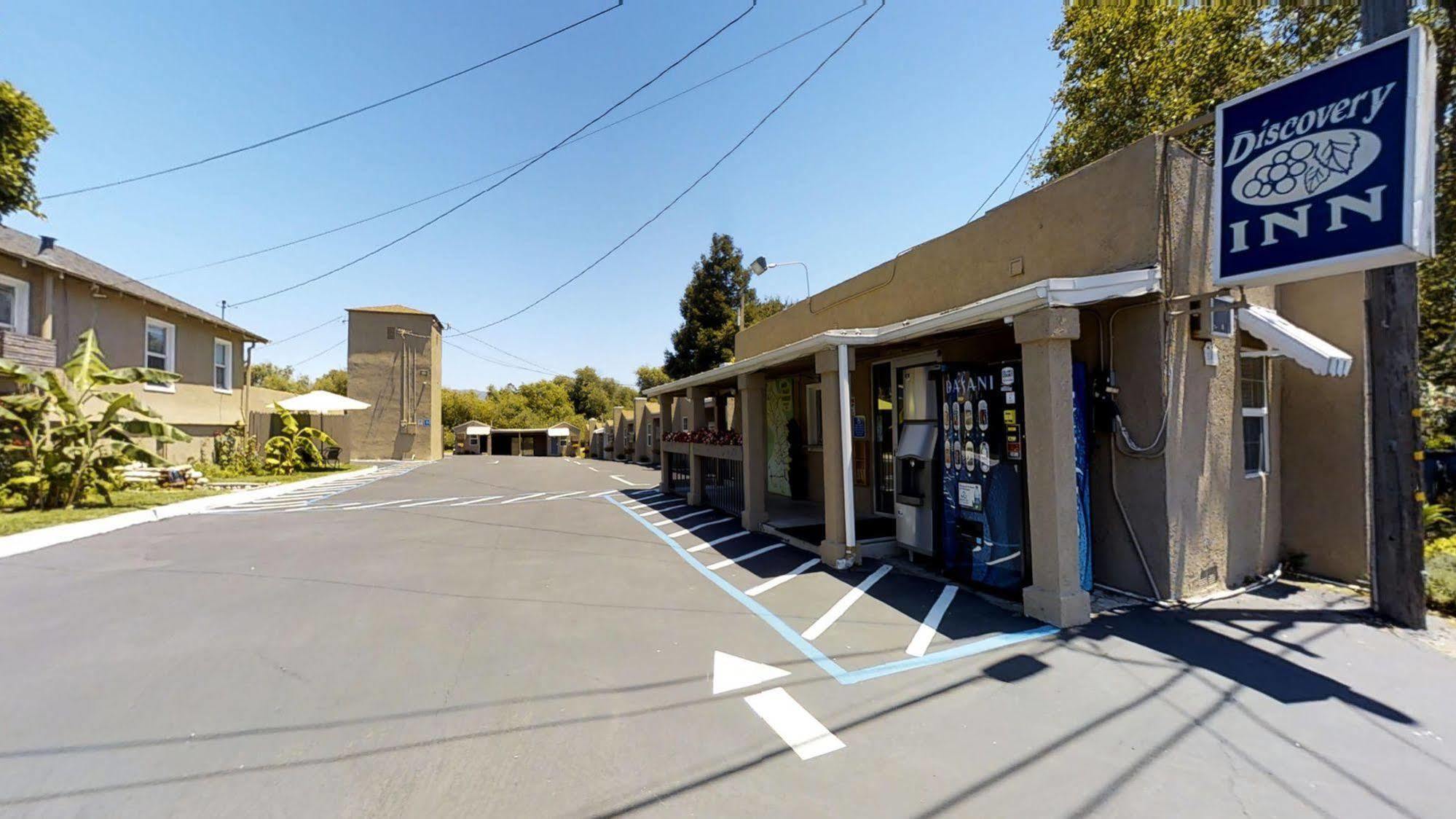 Napa Discovery Inn Luaran gambar