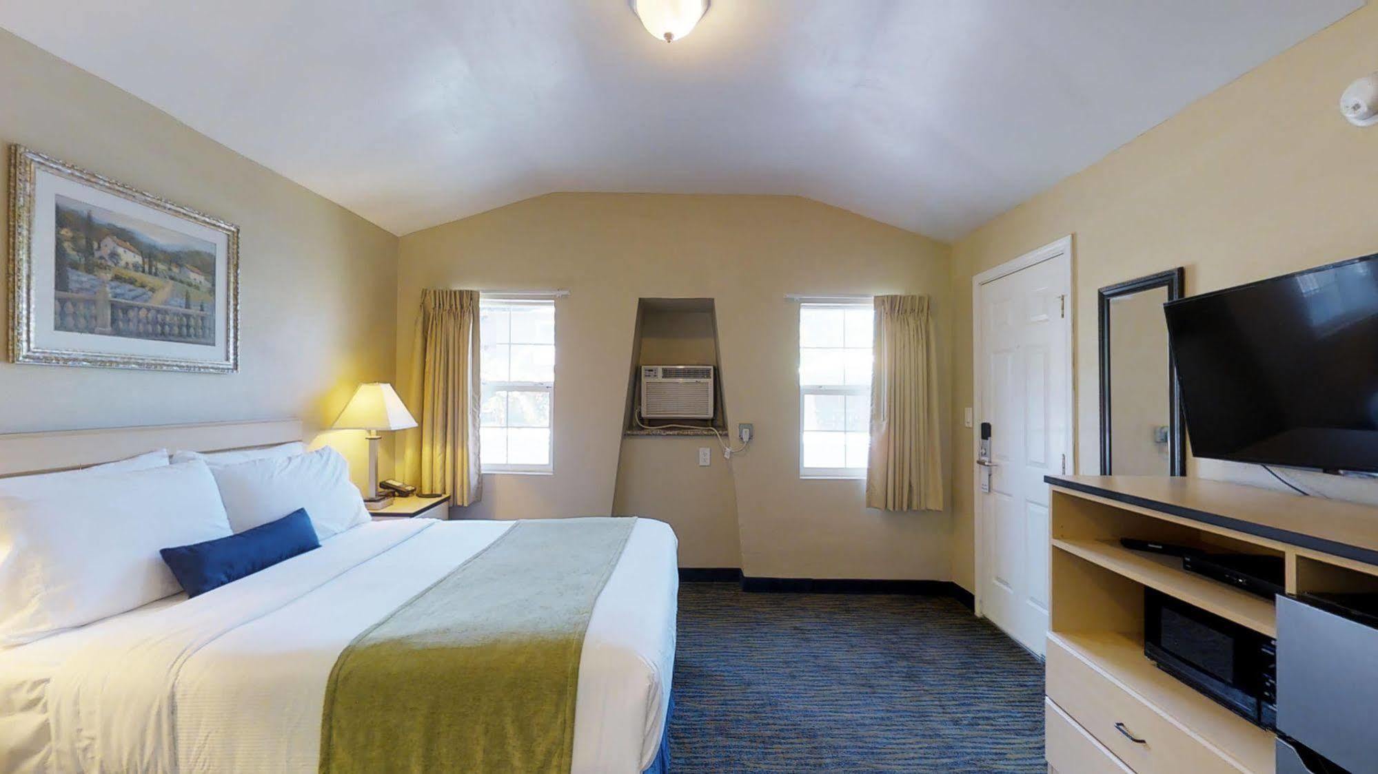 Napa Discovery Inn Luaran gambar
