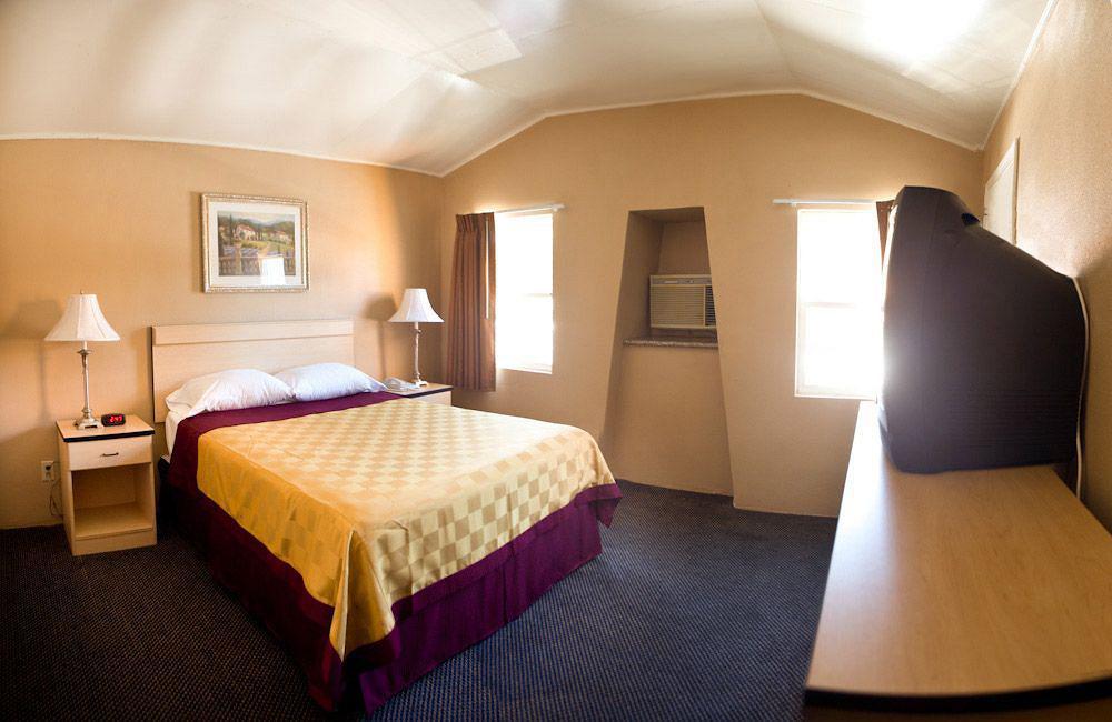Napa Discovery Inn Luaran gambar