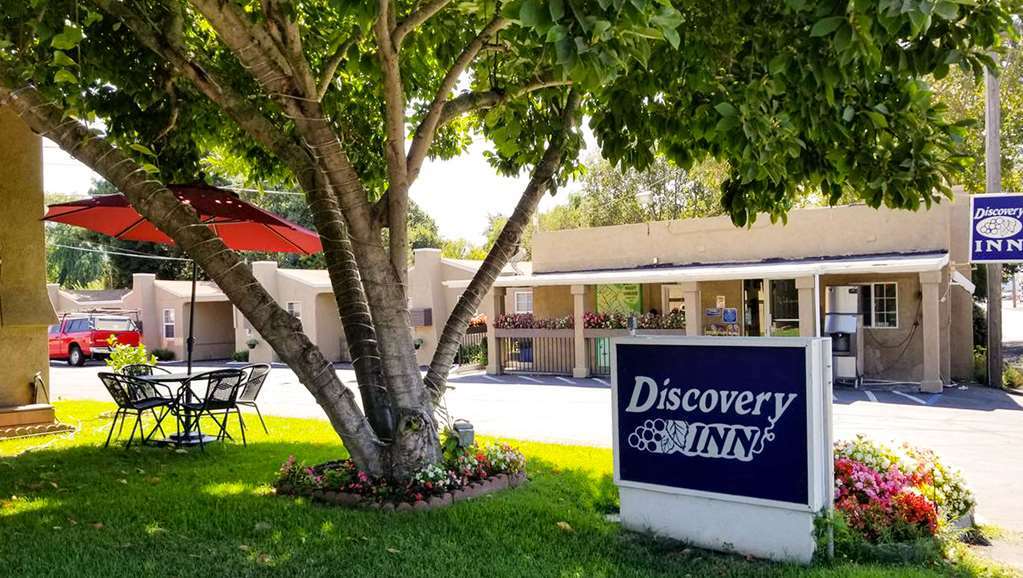 Napa Discovery Inn Luaran gambar